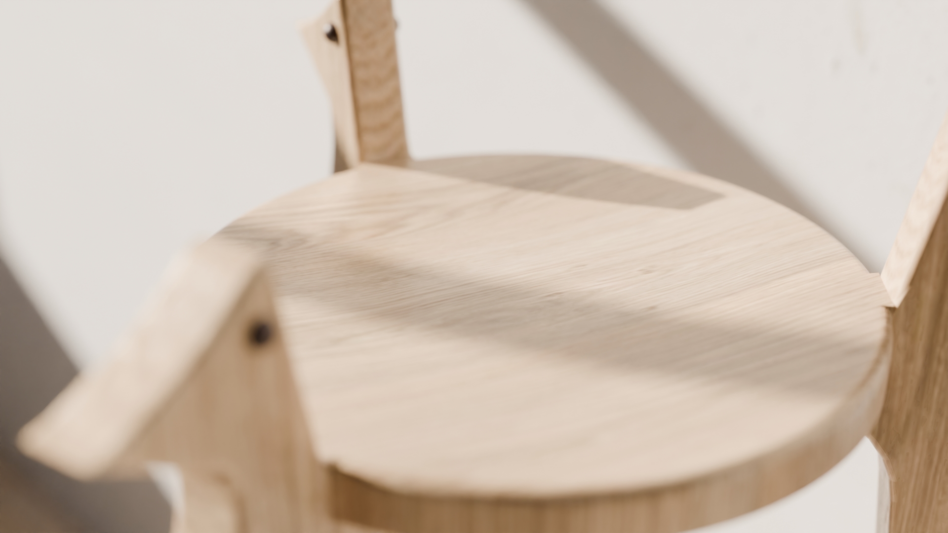 Snedkerlavet planteholder i massiv valnød eller egetræ, detaljeret håndværk og elegant design